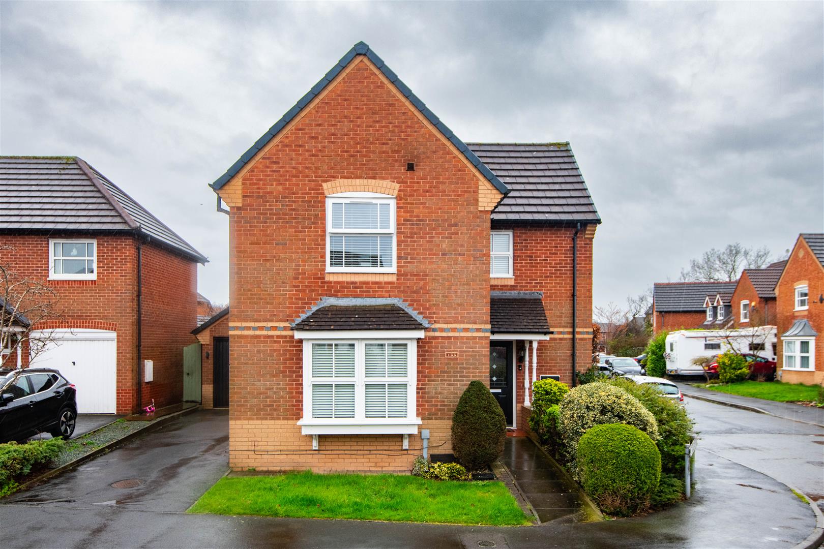 3 bed property in Mile Stone Meadow, Chorley